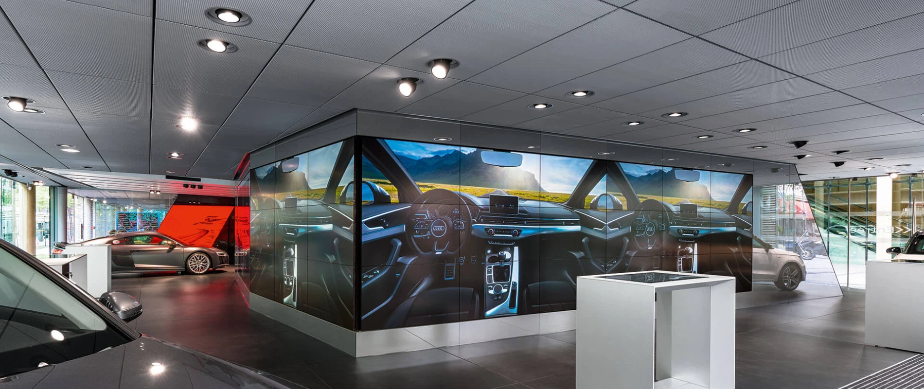 concept development - realization of a car showroom - Audi City Paris - power wall overview - car design paint table