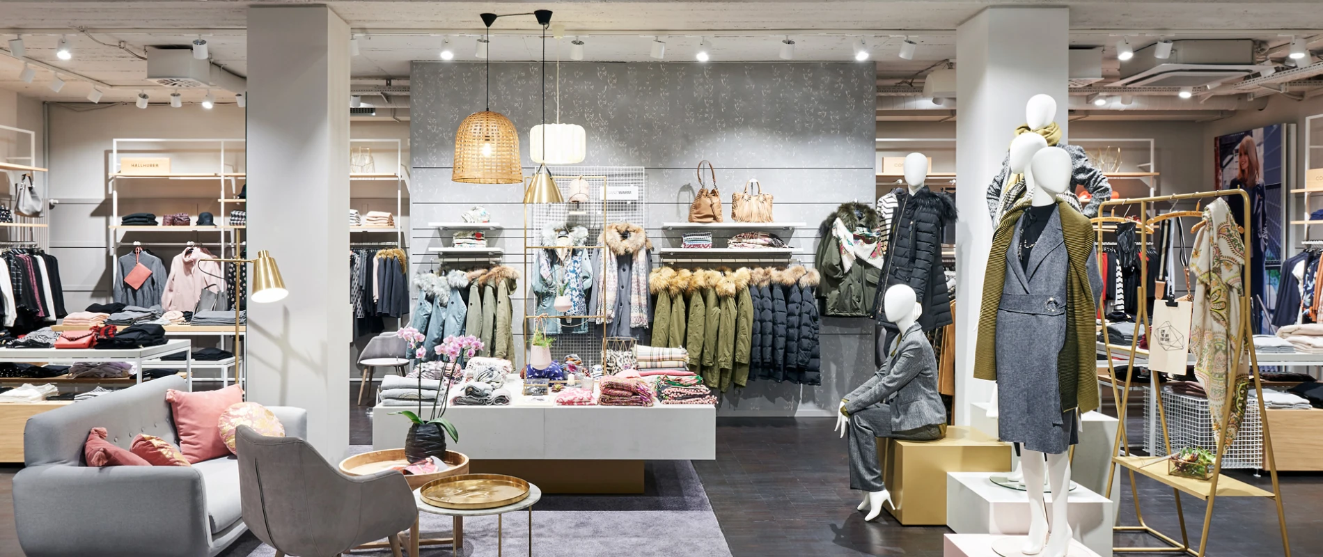 women’s and men’s fashion departments - reconstruction - redesign - Ganzbeck Neuötting - womens department overview