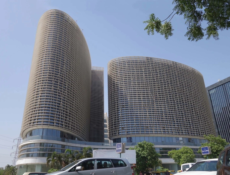 mixed-used building complex - urban and architectural conception - Mondeal Square Ahmedabad - two buildings 3