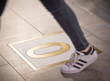 Orientation system, communication design, naming - Q 6 Q 7 Mannheim - wayfinding - ground elements