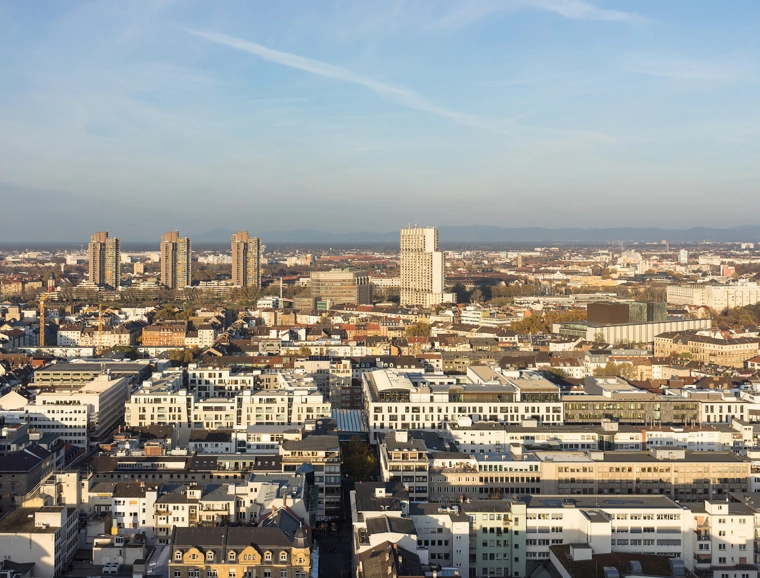 Mixed used quarter - Q 6 Q 7 Mannheim - city by day 2